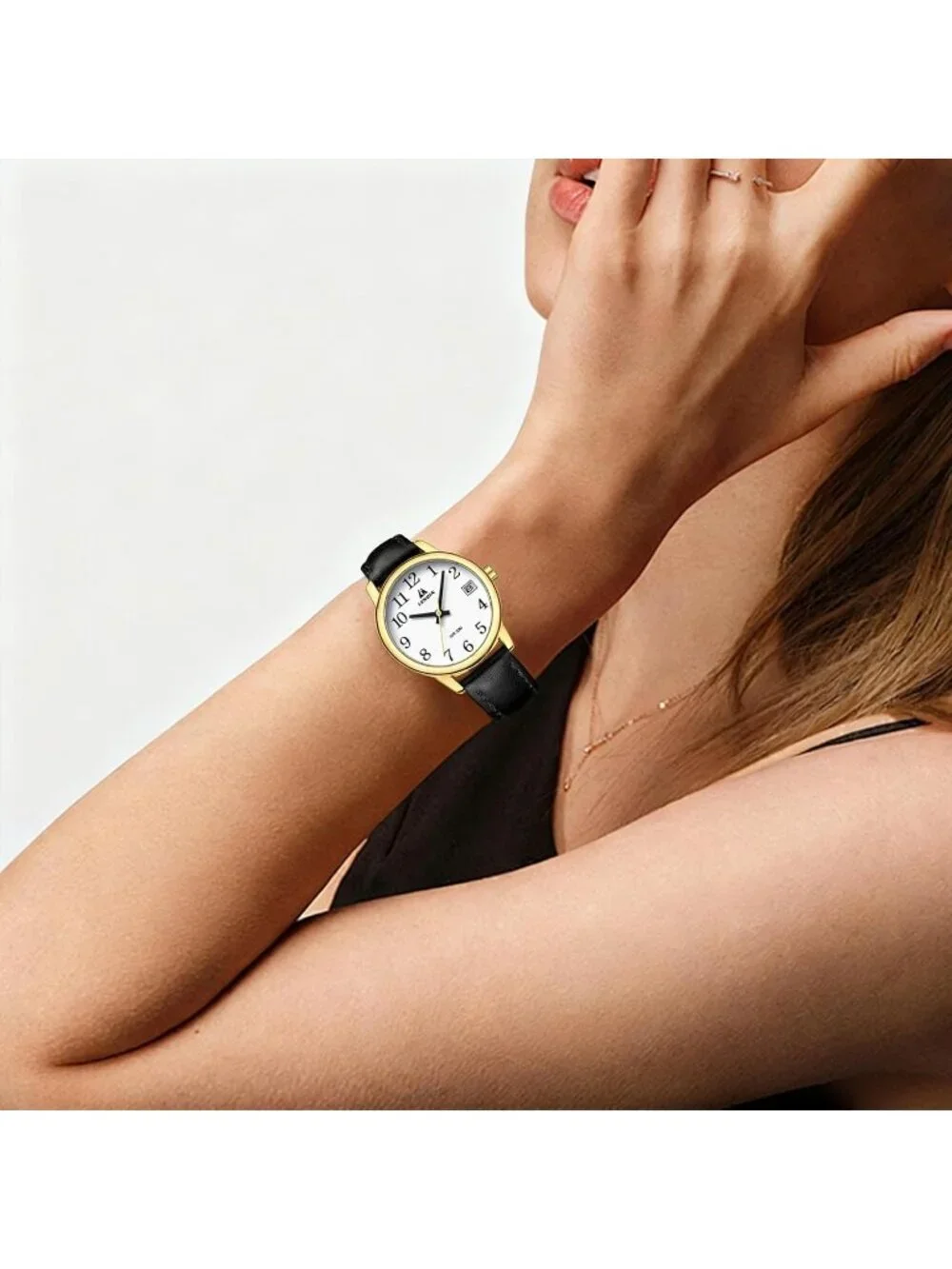 Ln Lenqin Women's Black White Analog Quartz Leather Strap Waterproof Wrist Watch